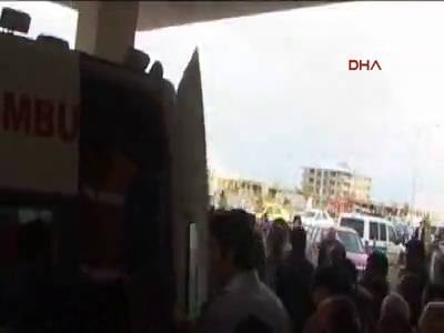 Minibüs takla attı: 1 ölü 10 yaralı