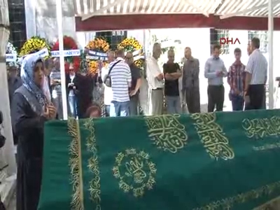 Sinan Toros toprağa verildi