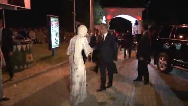 Arınç sünnet düğününe katıldı