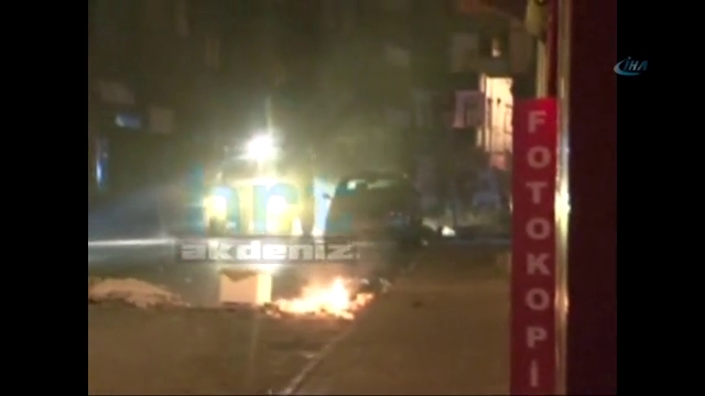 "Polis öldürdü" denilen gencin düşme anı kameralarda