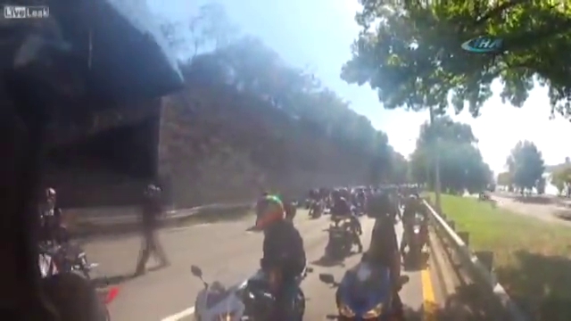 Motorcuya çattı zararlı çıktı