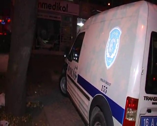 Bursa'da şakalaştığı arkadaşını aşağıya attı