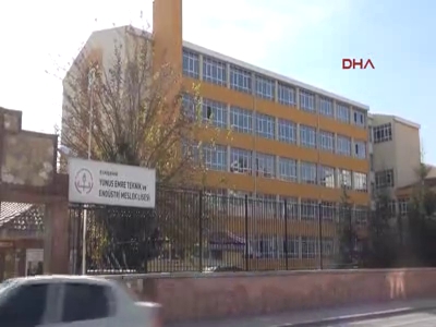 Lise bahçesinde oksijen tüpü patladı