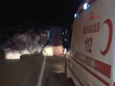 Bursa'da uyuyan kamyon şöförü karayolunu bu hale getirdi