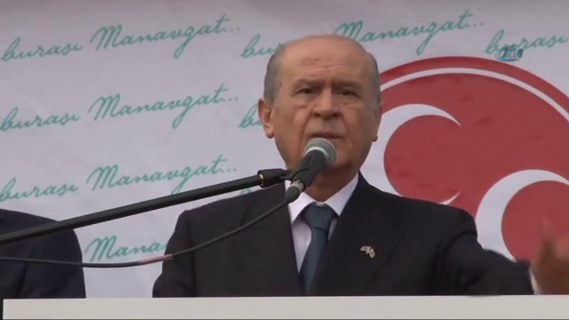 'Slogan atıp durma'