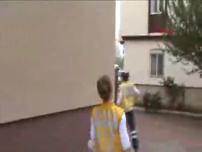 Ekmek yapmayan annesini sırtından bıçakladı
