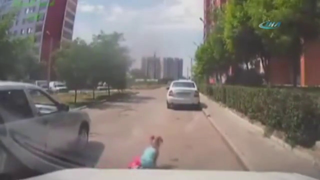 Dikkatsizliklerini çocukları ödüyor