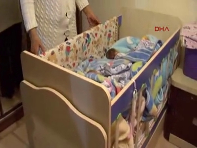 3'üncü çocuğu isterken üçüzleri oldu