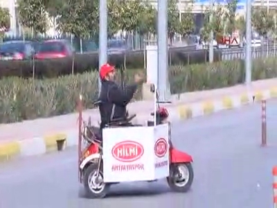 Adliye önünde pompalı tüfekle eylem