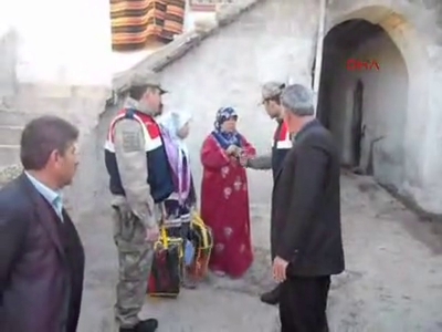 Suriyeli aileye yardım