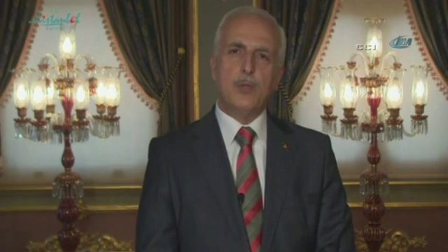 Vali Mutlu "Bayrak Şairi" için şiir okudu