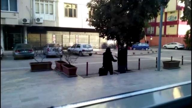 Kadına şiddet kamerada!