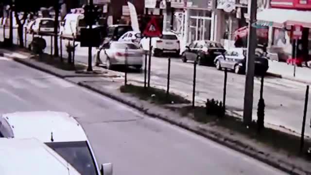 Feci kaza saniye saniye görüntülendi