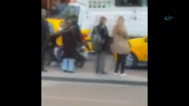Köpeğin motosiklet keyfi