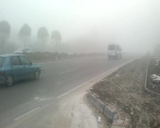 Bursa güne sisle uyandı