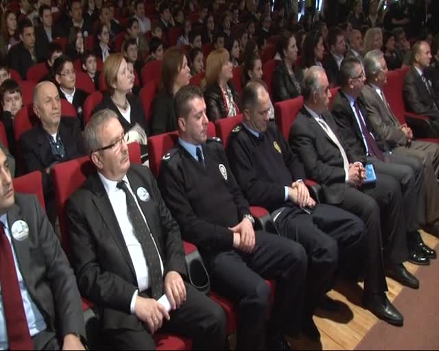 Trafik dedektifleri ilk dersi Bursa'da verdi
