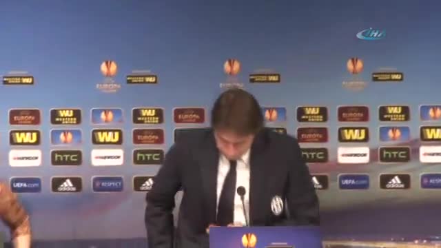 Juventus Teknik Direktörü gülme krizine girdi