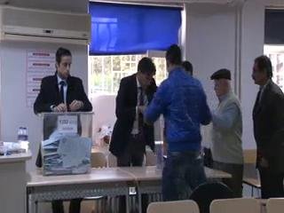Bursa'da sandıklar açıldı, oylar sayılıyor