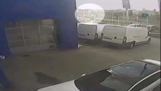 3 can alan otobüs kazası kamerada