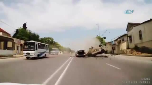 Akıl almaz kaza!