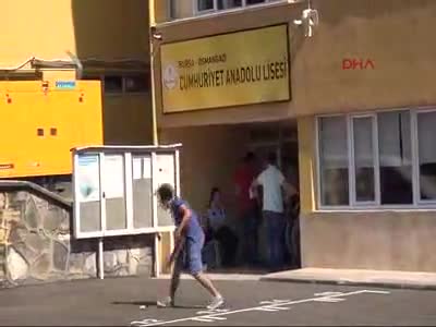 Bursalı genç sınava alınmayınca böyle tepki gösterdi