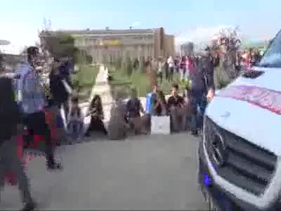 27 kişinin hastanelik olduğu kokunun sebebi bulunamadı