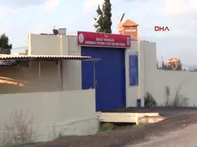 Cezaevi önünde infaz