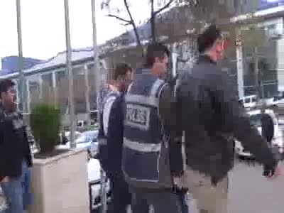 Namaz kılma bahanesiyle hırsızlık