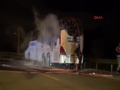 Bursa'da otobüs küle döndü