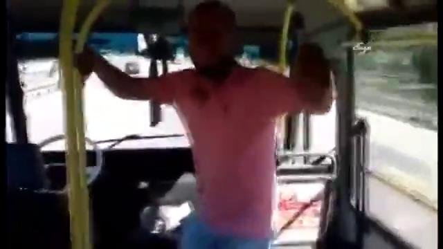 Direksiyonu birakip horon tepti