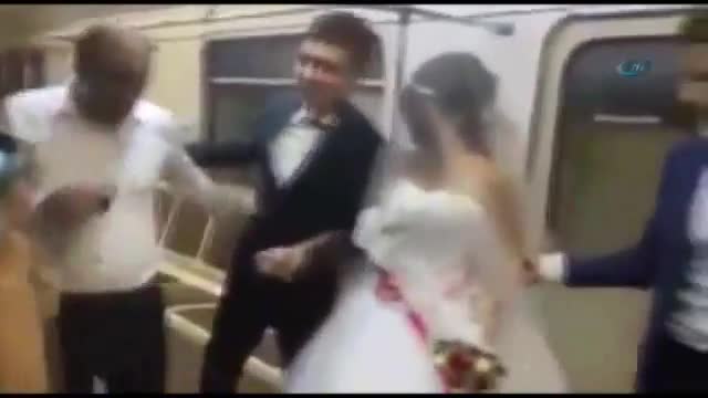 Gelin ve damat düğünlerine geç kalınca...