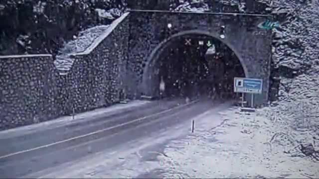 1 öğrencinin öldüğü kaza kamerada