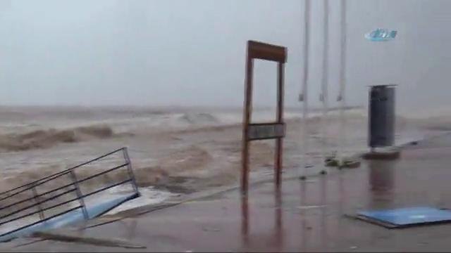 Tsunami gibi !