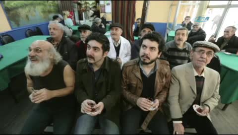 Beyaz-Candan atışmasına halktan cevap geldi