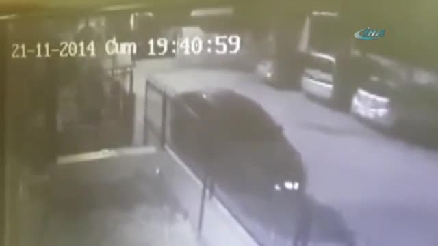 İşadamına silahlı saldırı kamerada