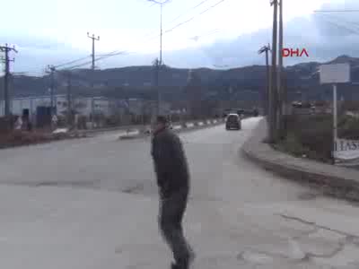 Korkunç kazadan burnu bile kanamadan çıktı