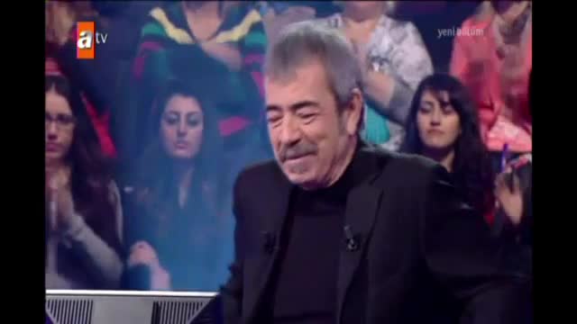 Eski öğretim görevlisi ilk soruda elendi