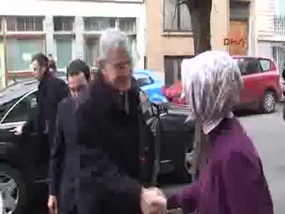 "Vizeyi kaldırırsanız belki biz vize koymak zorunda kalırız"