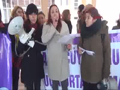 Liseli kıza tecavüz davası ertelendi