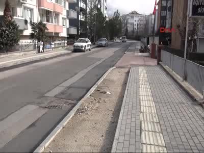 Tekstil işçisi kadın saldırganı bıçakla yaraladı