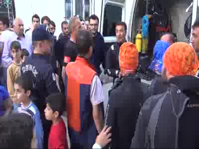 Bursa'da dereye düşen Suriyeli çocuk kayboldu