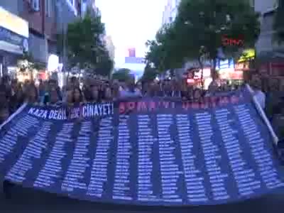 Maden şehitleri Soma'da anıldı