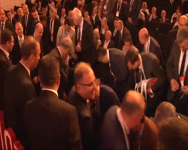 Bursa'da konuşan Müezzinoğlu 'e-nabız' sistemini anlattı