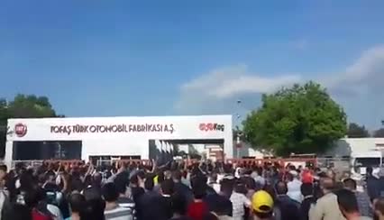Tofaş işçileri üretimi durdurdu!