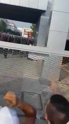 Emekçiler direnişte kararlı!