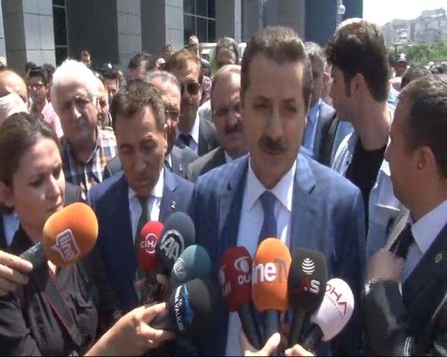 Bakan Faruk Çelik: Söyleyecek kelime bulamıyorum