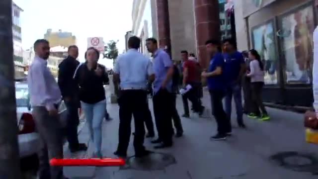 Sokakta sigara içme tartışması karakolda bitti