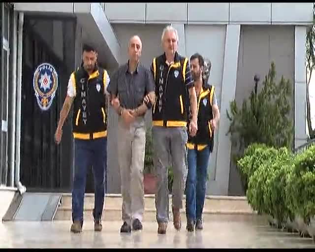 Bursa'da iki kişiyi öldüren polis mahkemeye sevk edildi