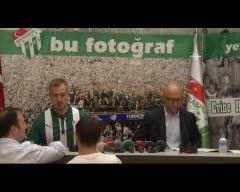 Mert Günok, Bursaspor'a resmi imzayı attı