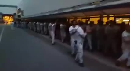 "Bizler işçiyiz dilenci değil!"